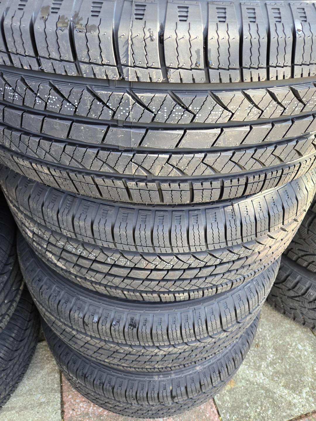 235/60R18 Tires on Alloy Wheels - photo 5