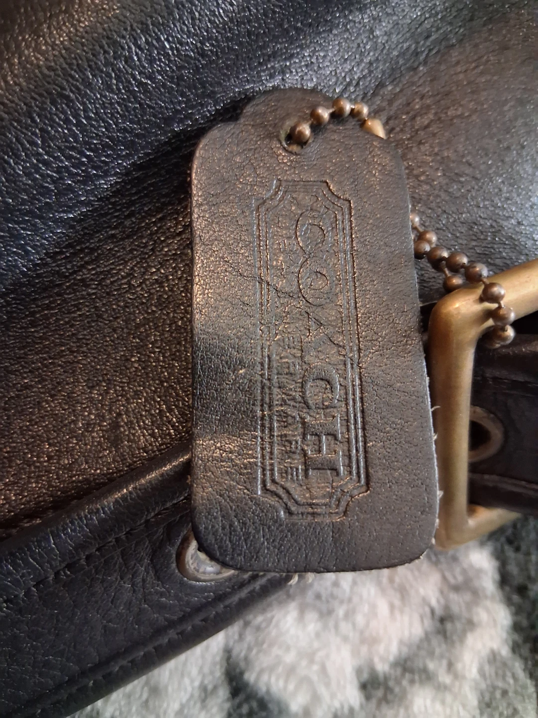 Black Leather Coach Bucket Bag - photo 4