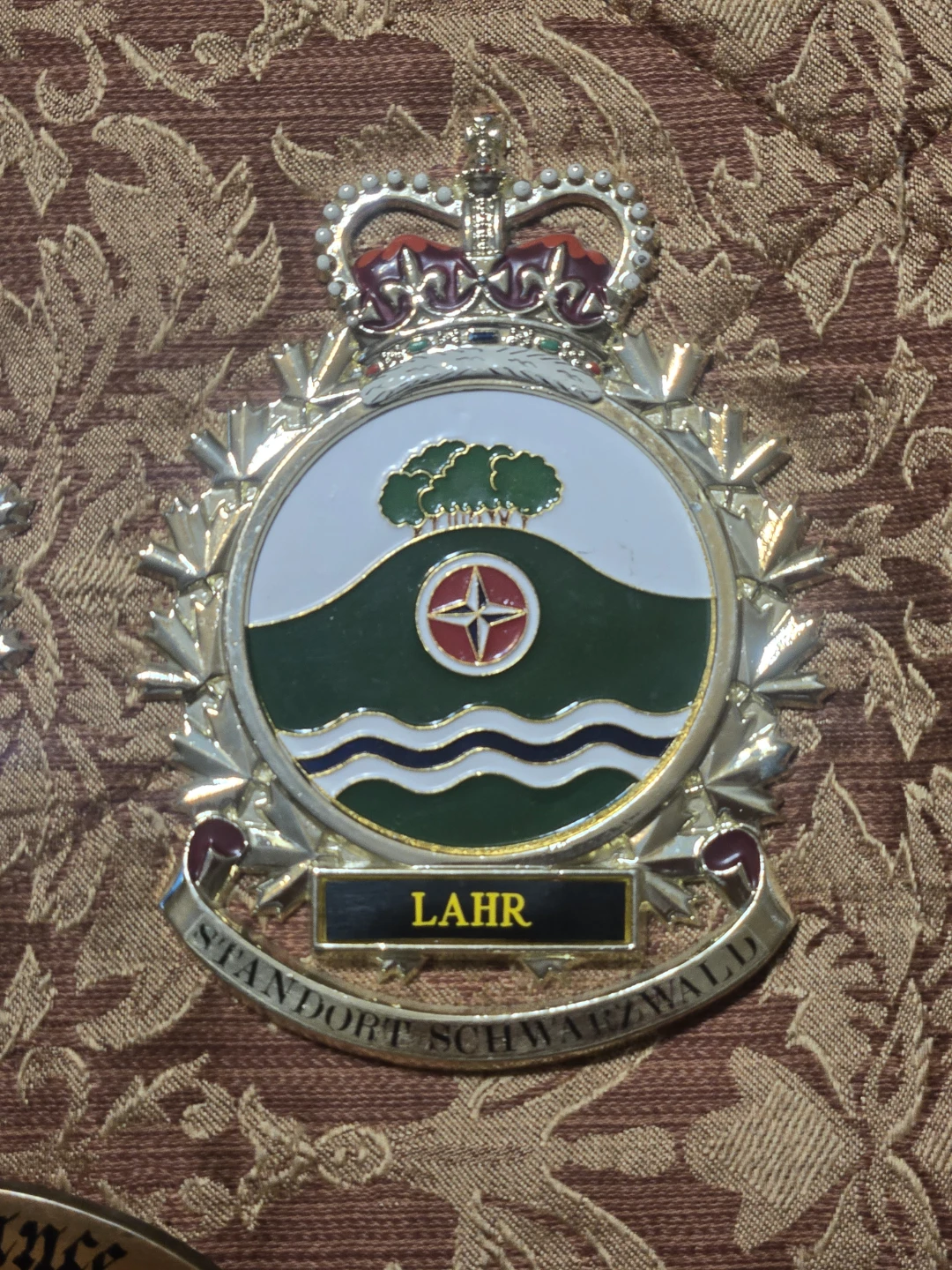 Morel Coat of Arms Plaque - photo 2
