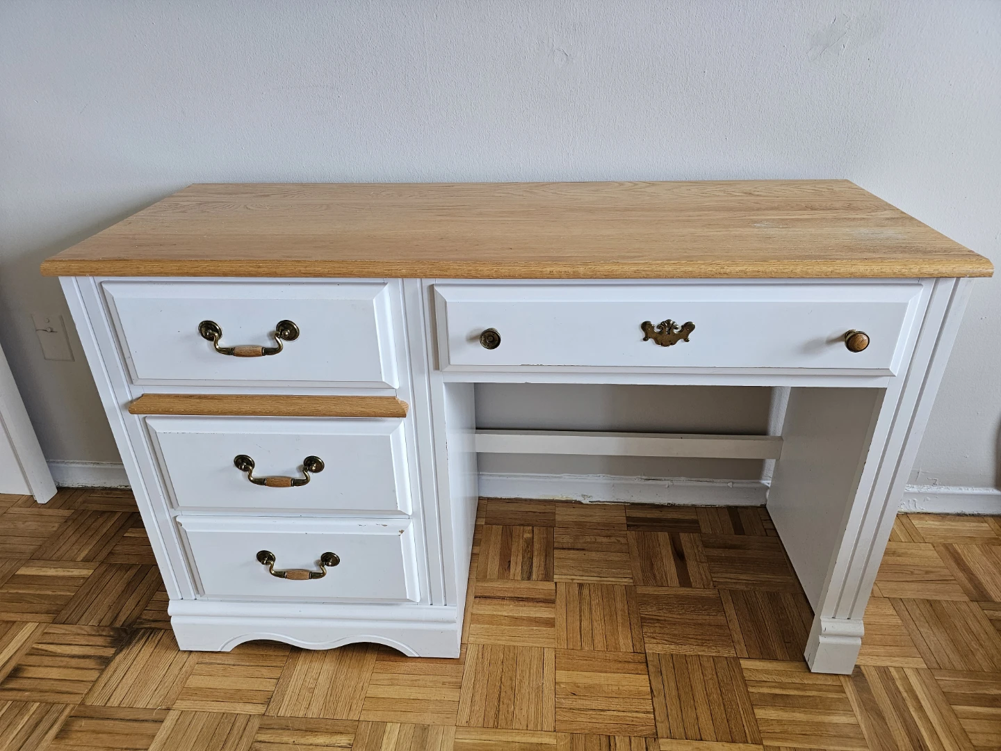 White and Wood Desk with Drawers - photo 2