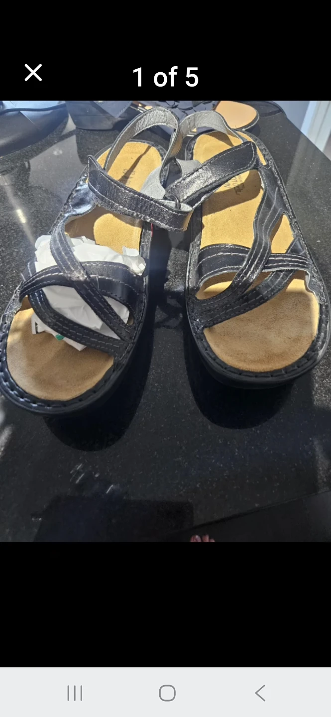 Naot Sandals Size 40 - photo 3