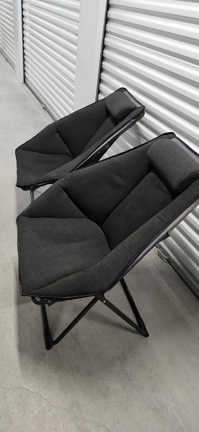Foldable outdoor chairs of 2 , one for $15 - photo 3