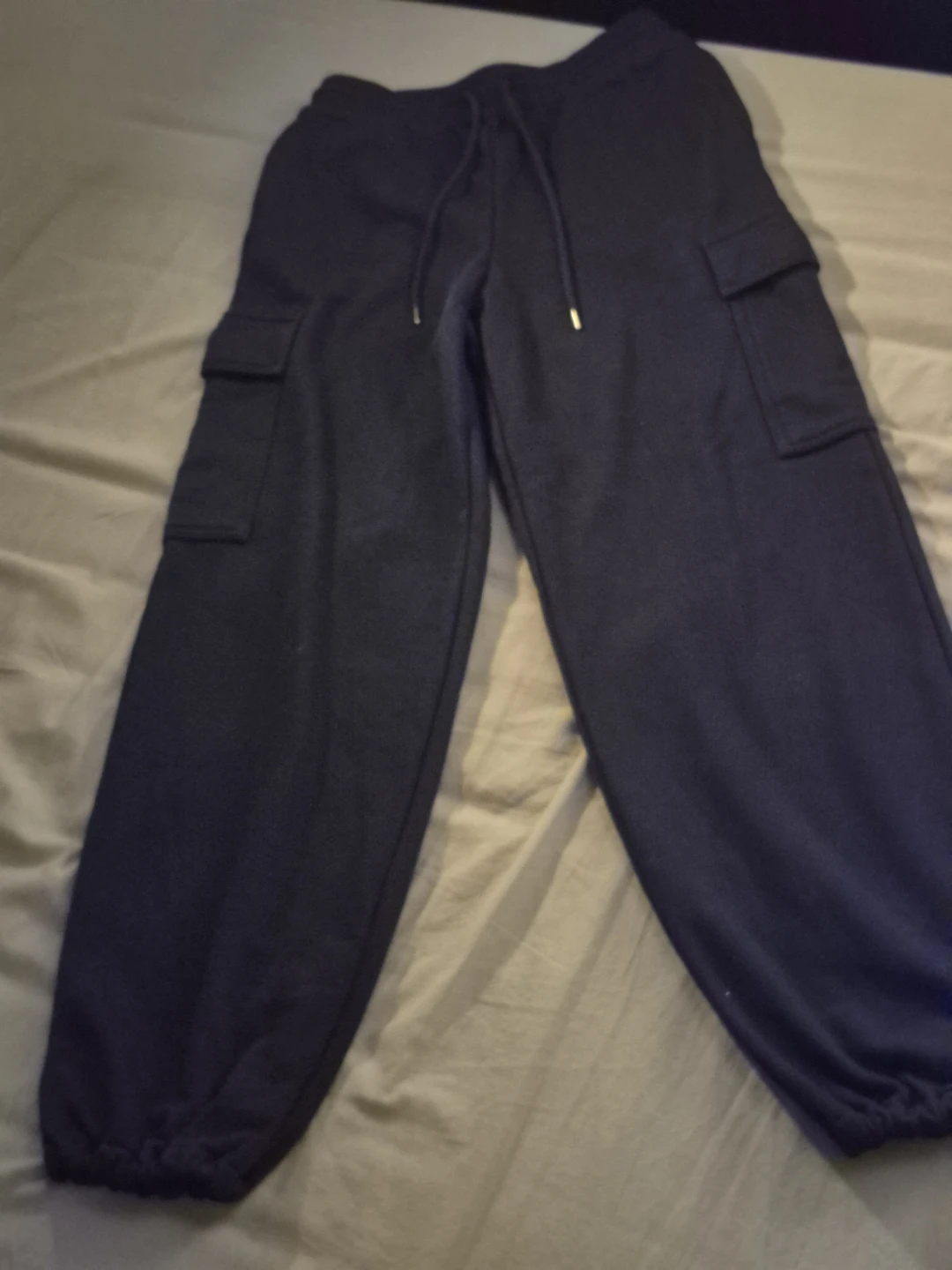 uniqlo black cargo sweatpants - photo 4