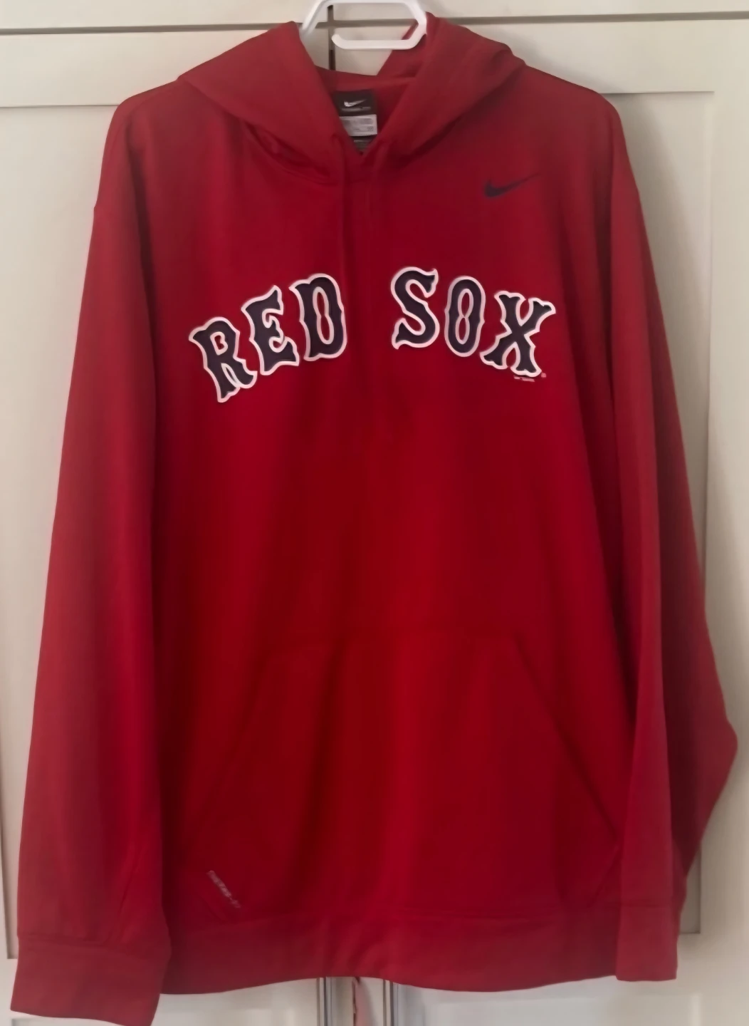 Boston Red Sox Nike ThermaFit MLB Hoodie.  XXL/2XL.