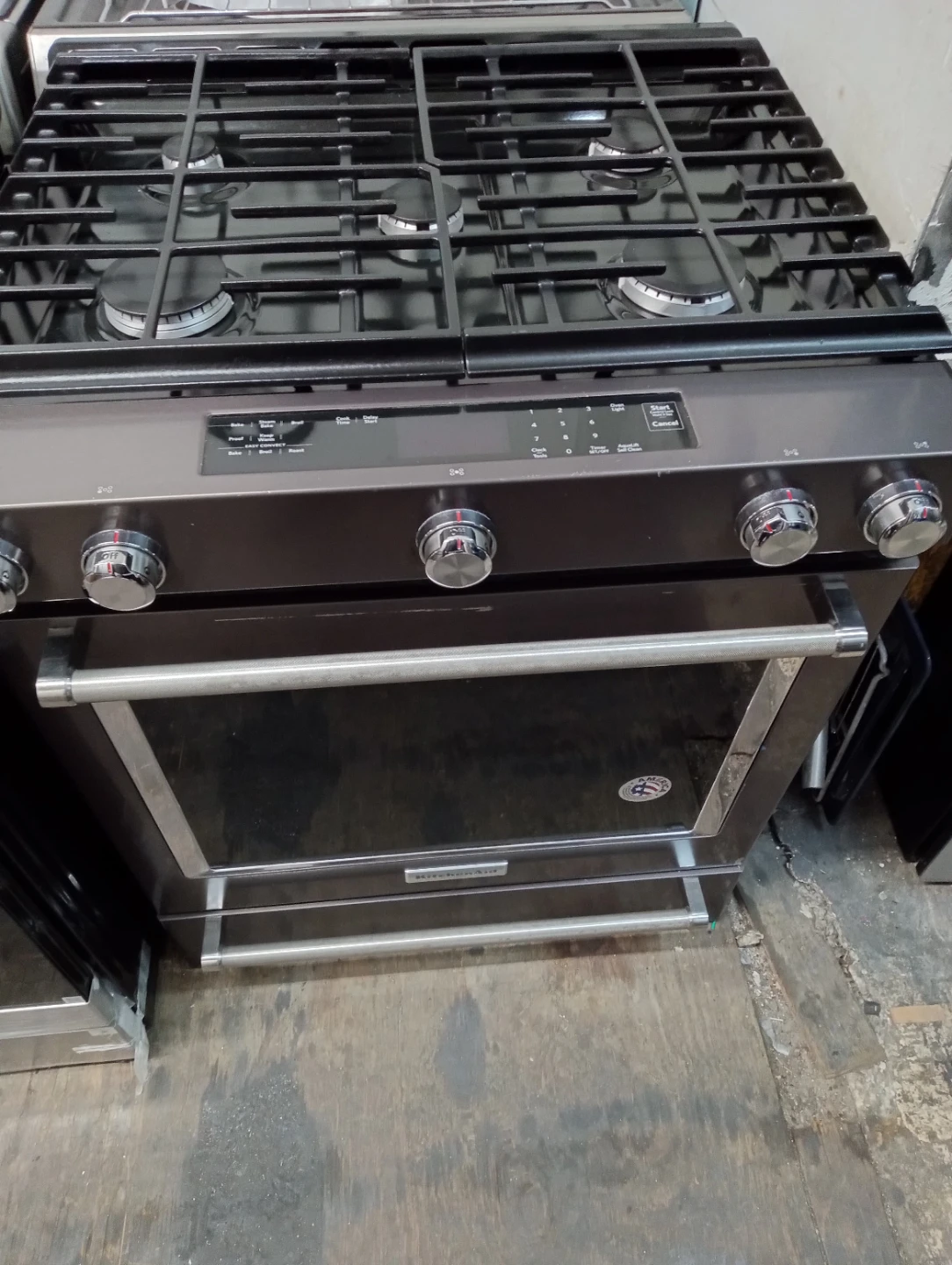 Kitchen aid 30in black Stainless steel gas stove