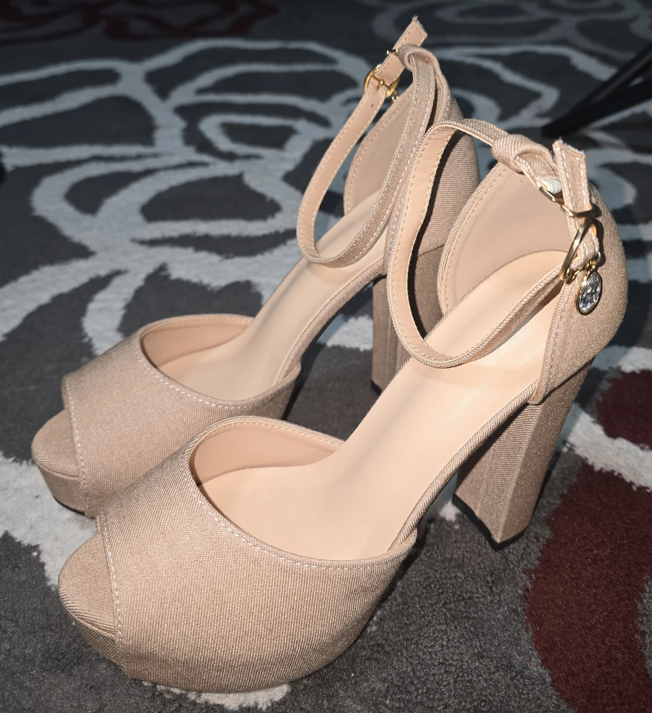 Women's Peep-Toe Chunky Heel Platform Sandals