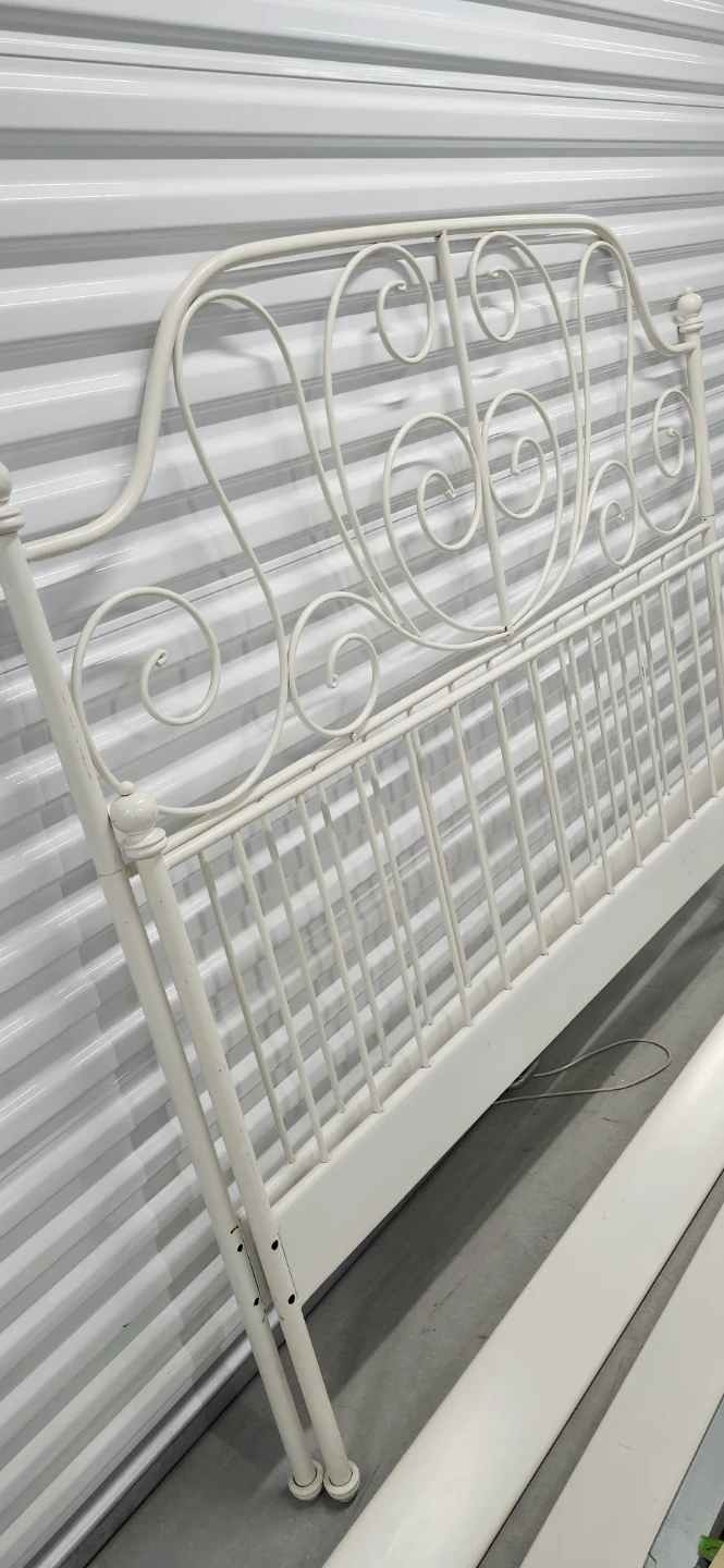 Ikea metal queen size bed frame with slats - photo 4