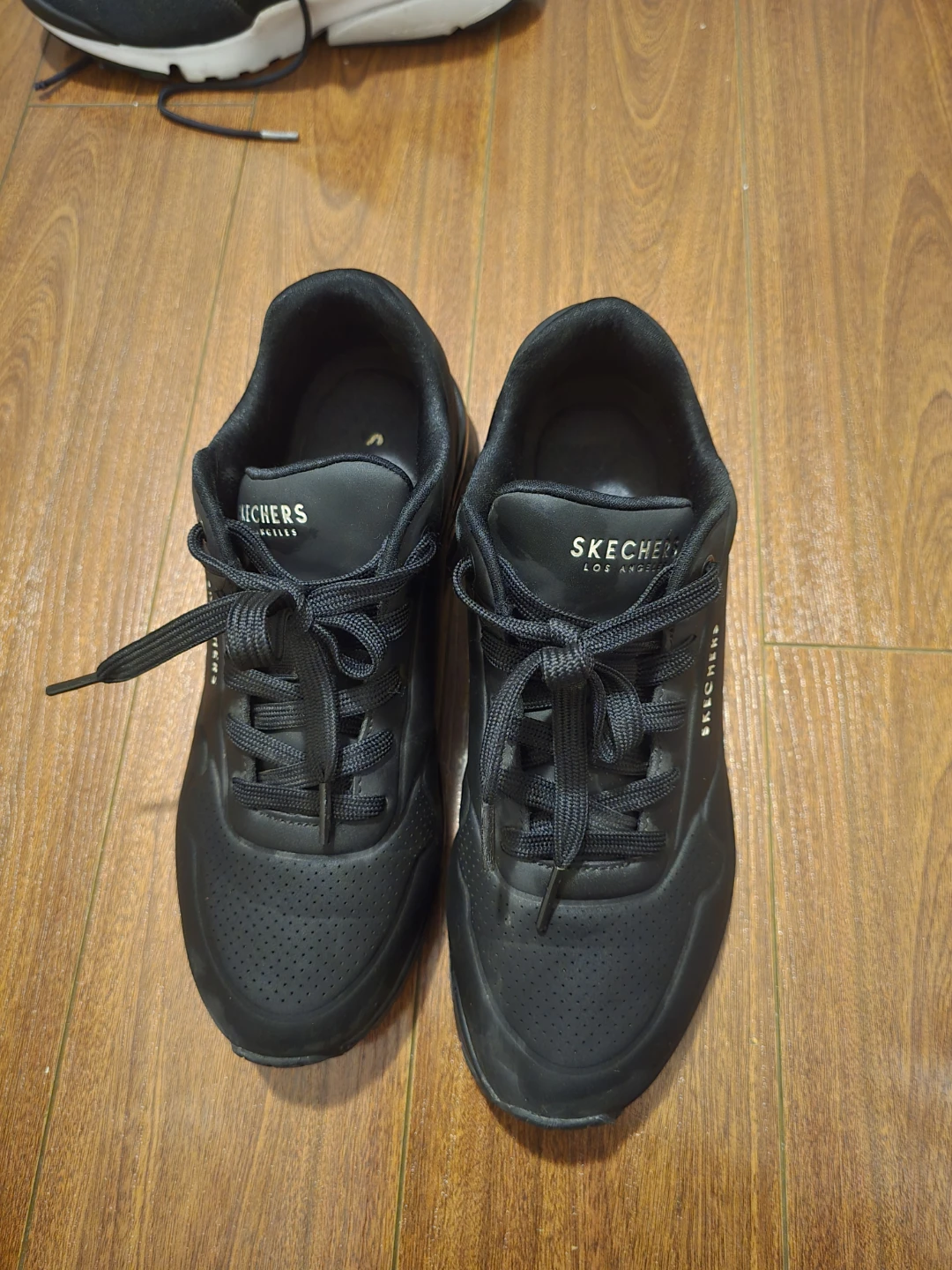 Skechers Black Sneakers