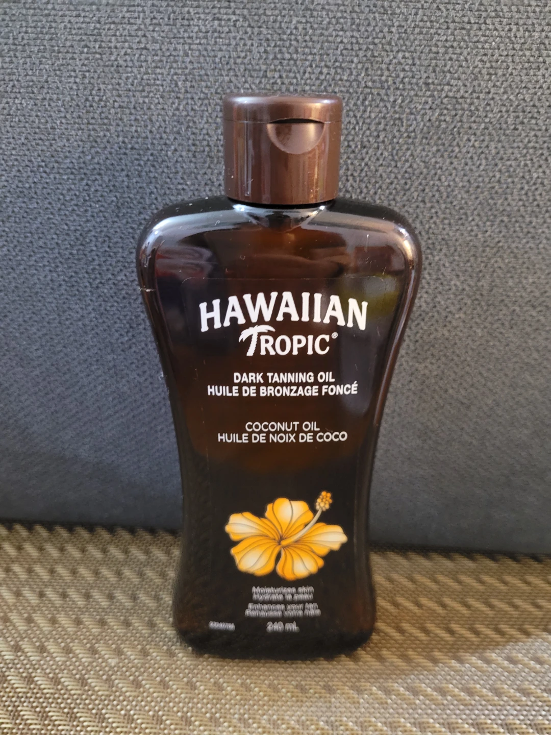 Hawaiian Tropic Dark Tanning Oil Coconut Oil 240 ml - photo 3