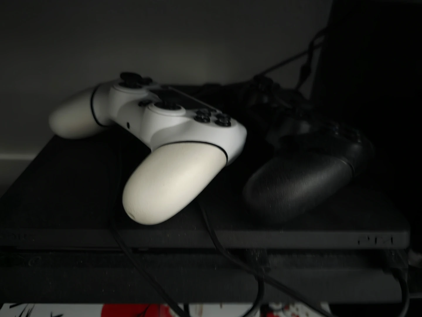 PlayStation 4 with 2  Controllers and Games Bundle
