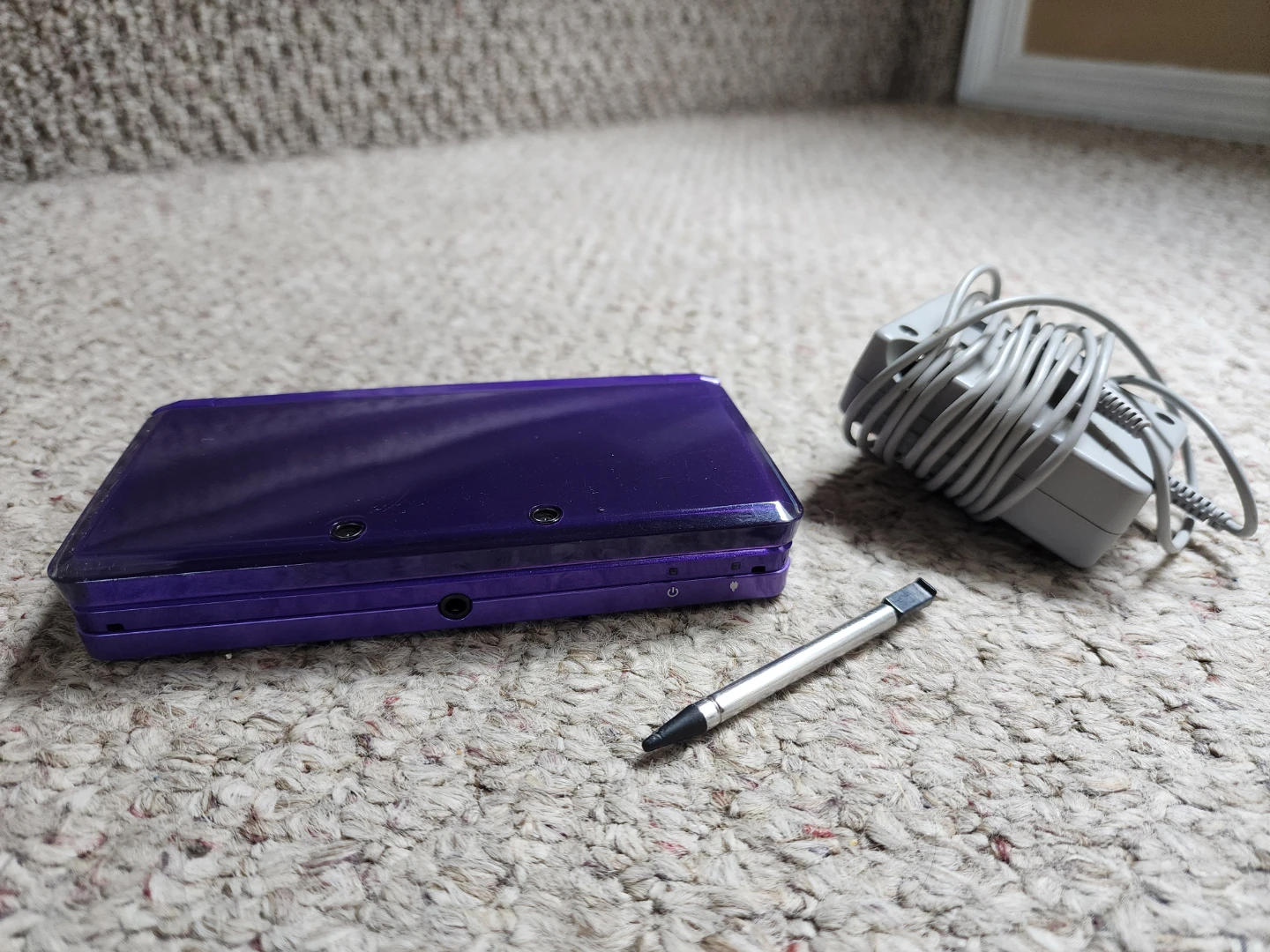 Nintendo 3DS - Purple