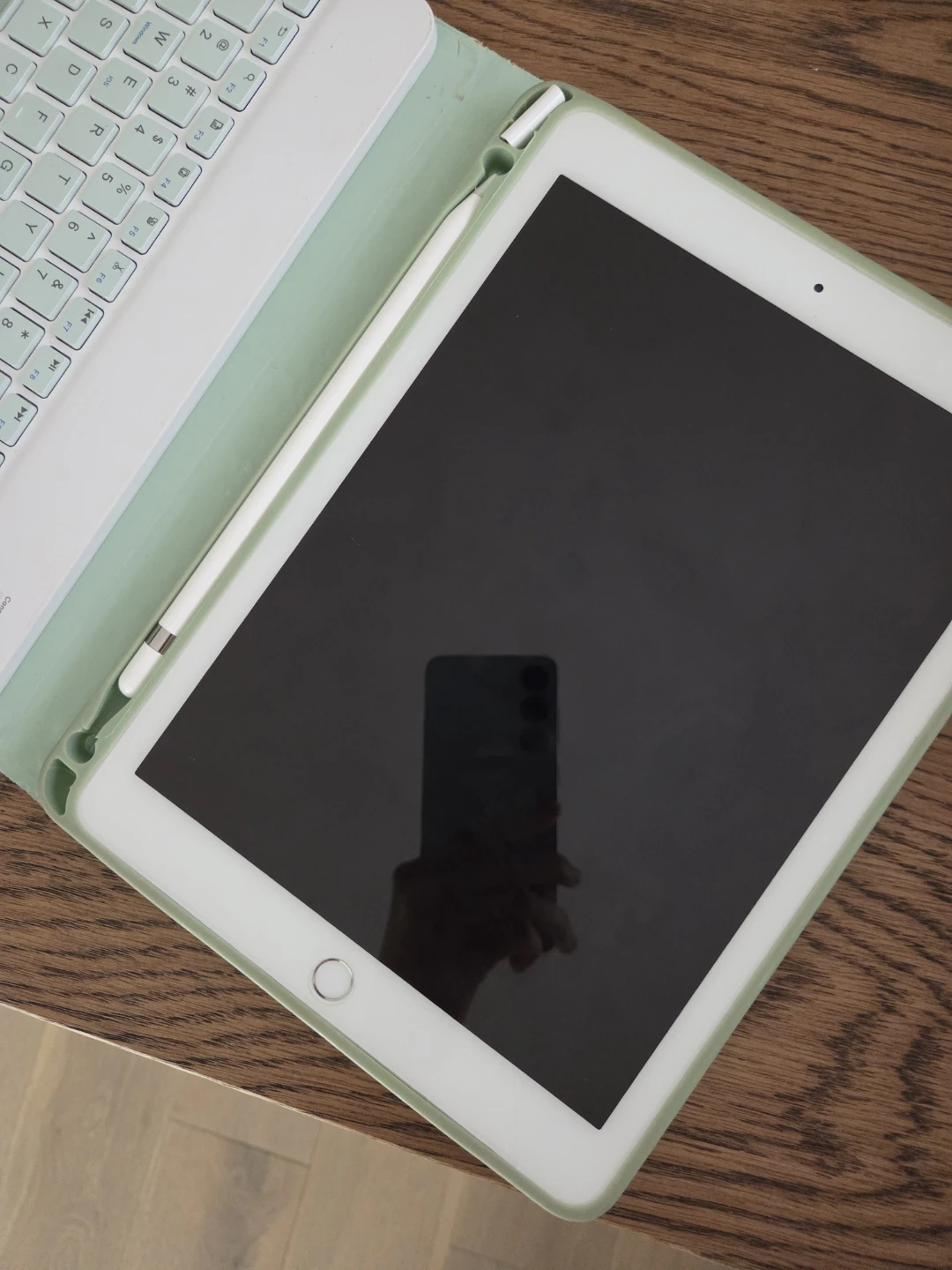Apple iPad Pro 9.7 - photo 2