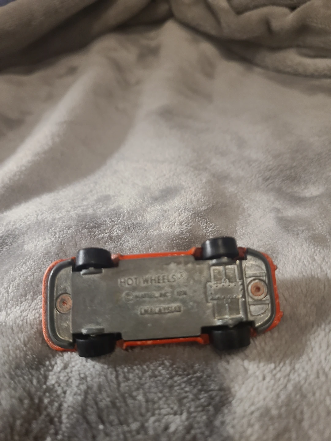 Hot Wheels 1974 Porsche 911 Toy Car - photo 4