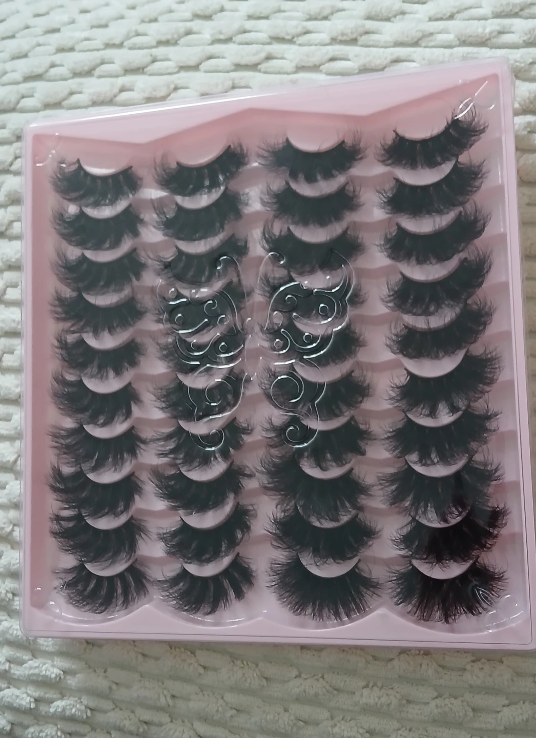 20 Pairs of Eyelashes Set with Adhesive and Tools - photo 3