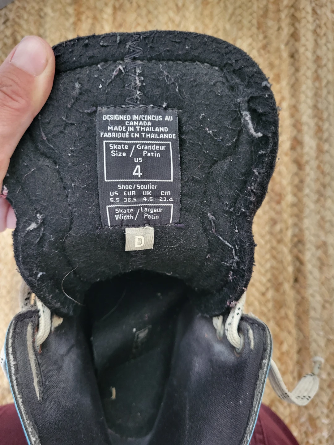 CCM Vector Hockey Skates Size 4 - photo 3