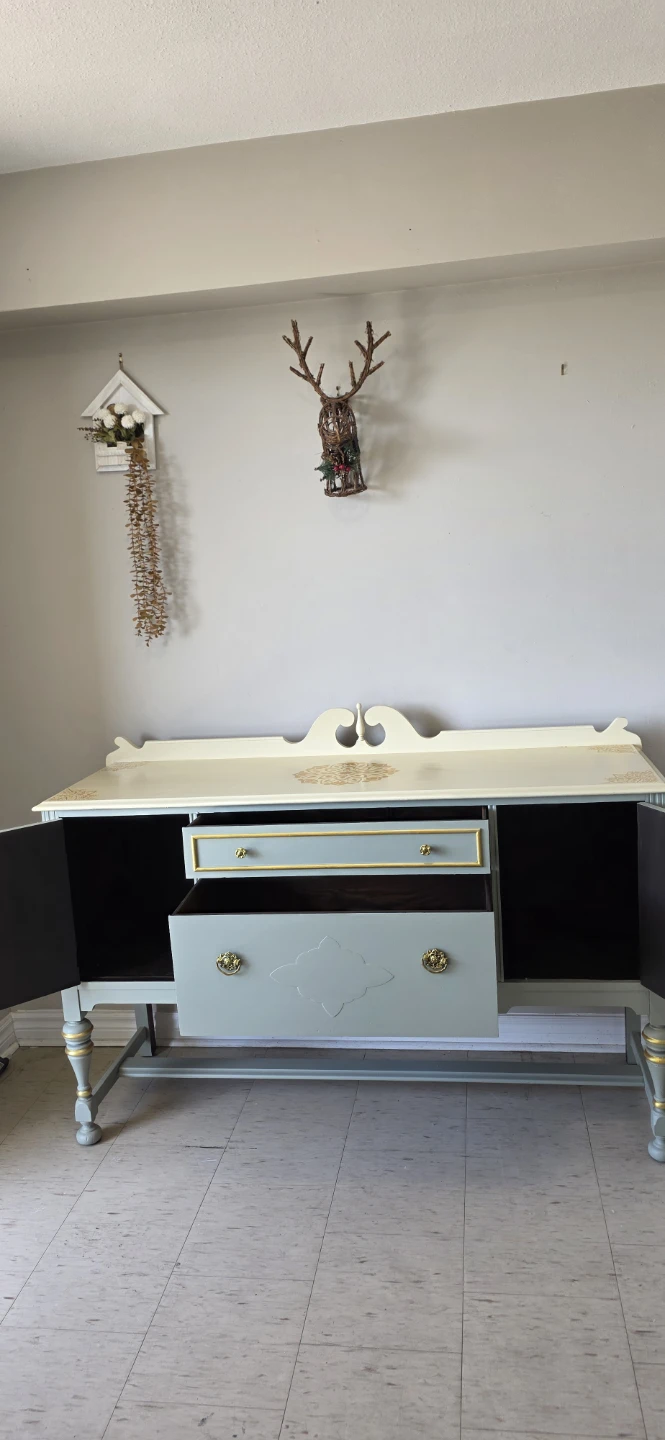 Vintage Blue and Cream Painted Sideboard/Buffet - photo 4