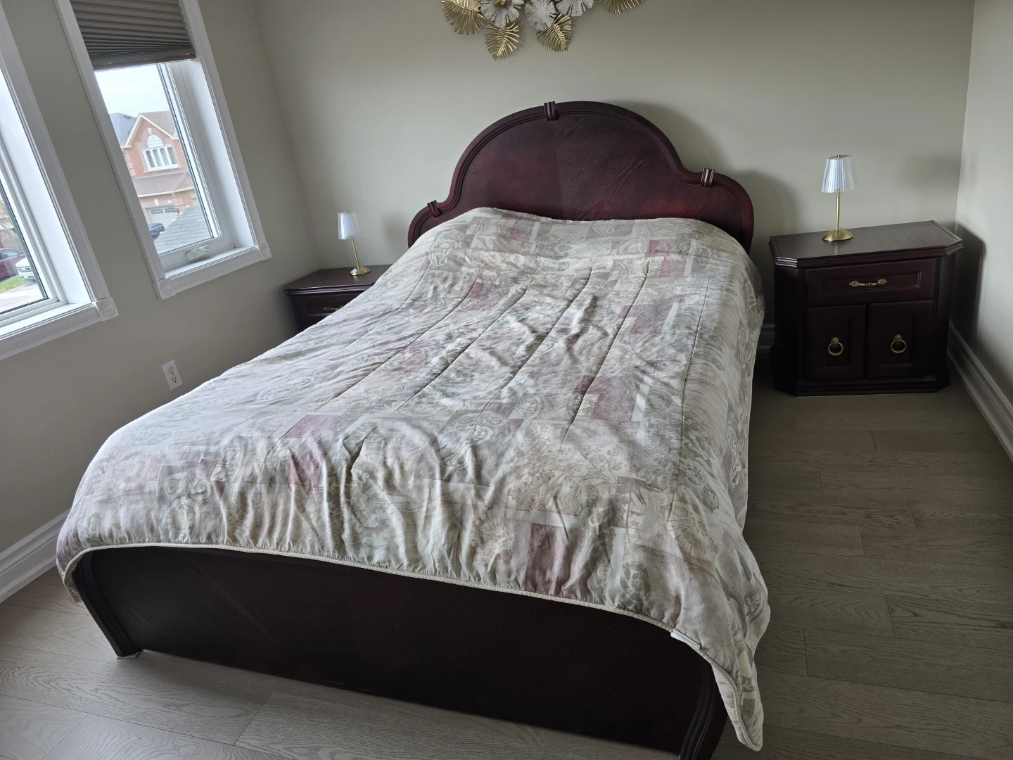 Queen Size Bedroom Set