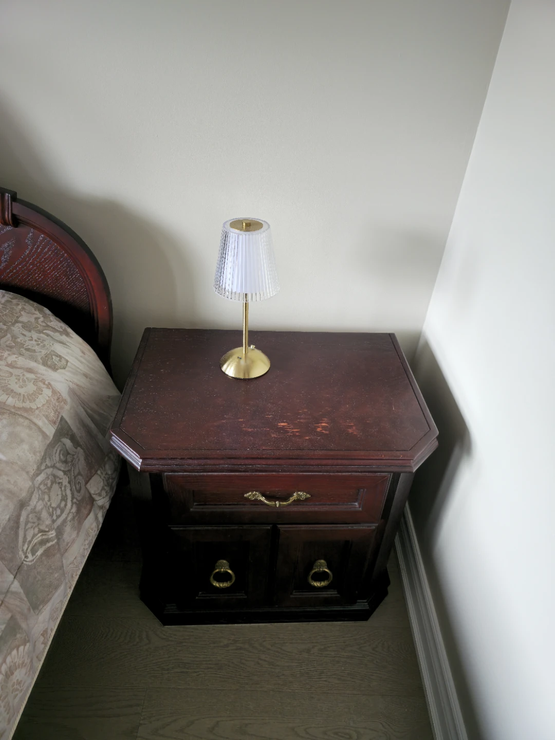 Queen Size Bedroom Set - photo 3
