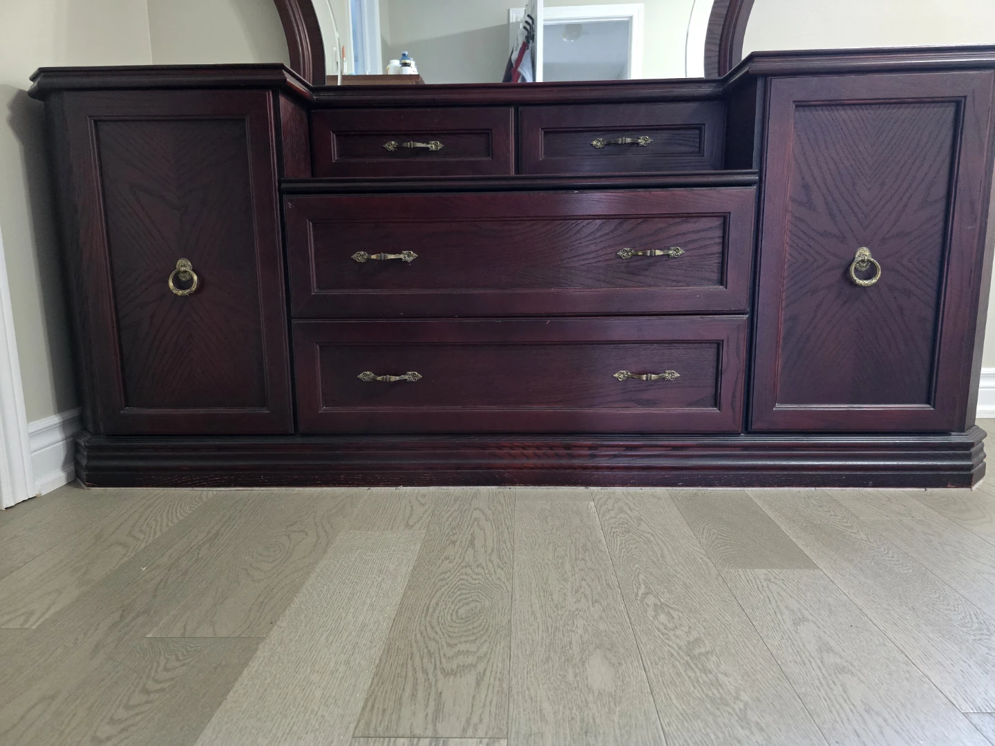 Queen Size Bedroom Set - photo 4