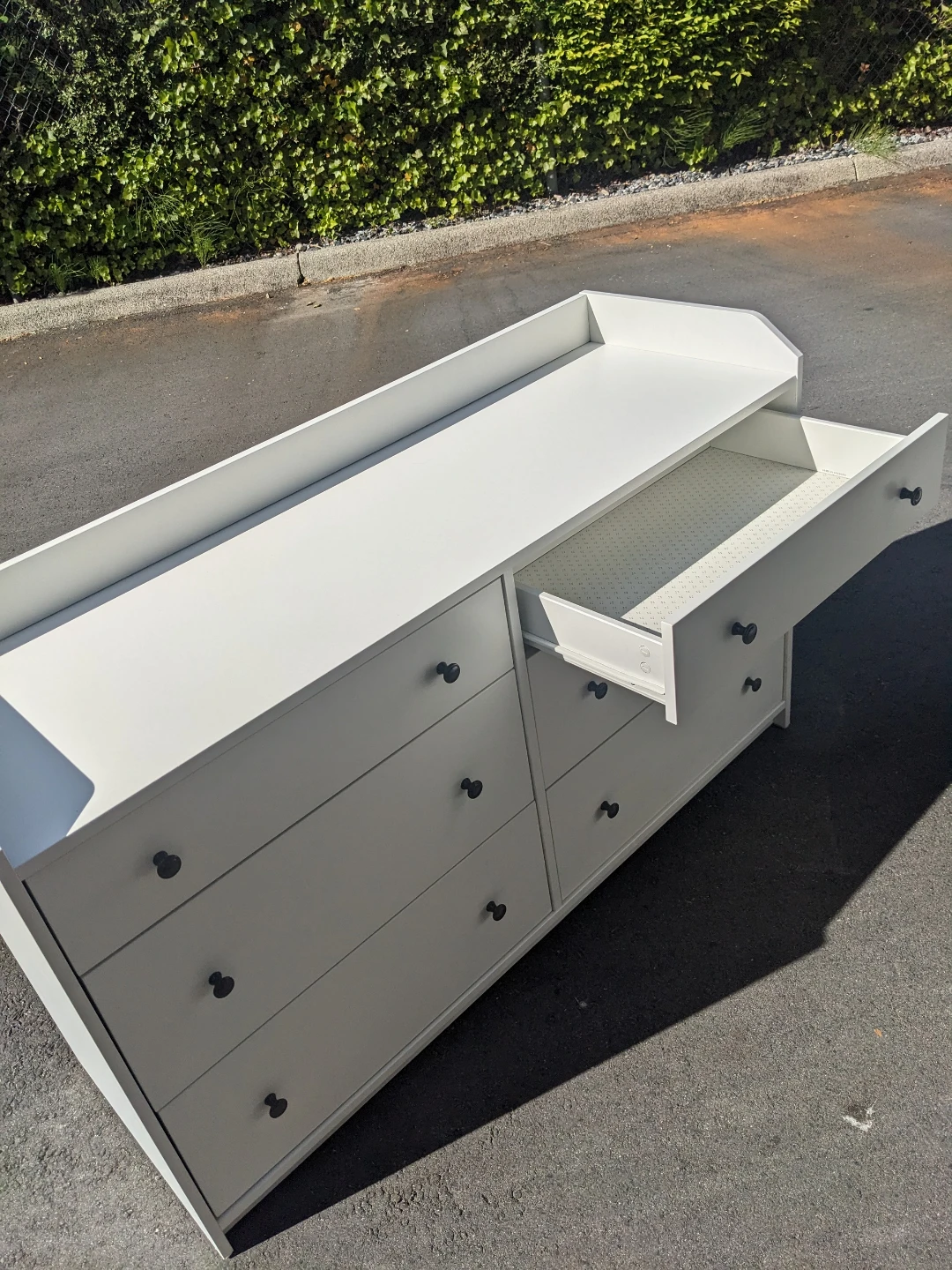 White 6-Drawer Dresser with Changing Topper - photo 3