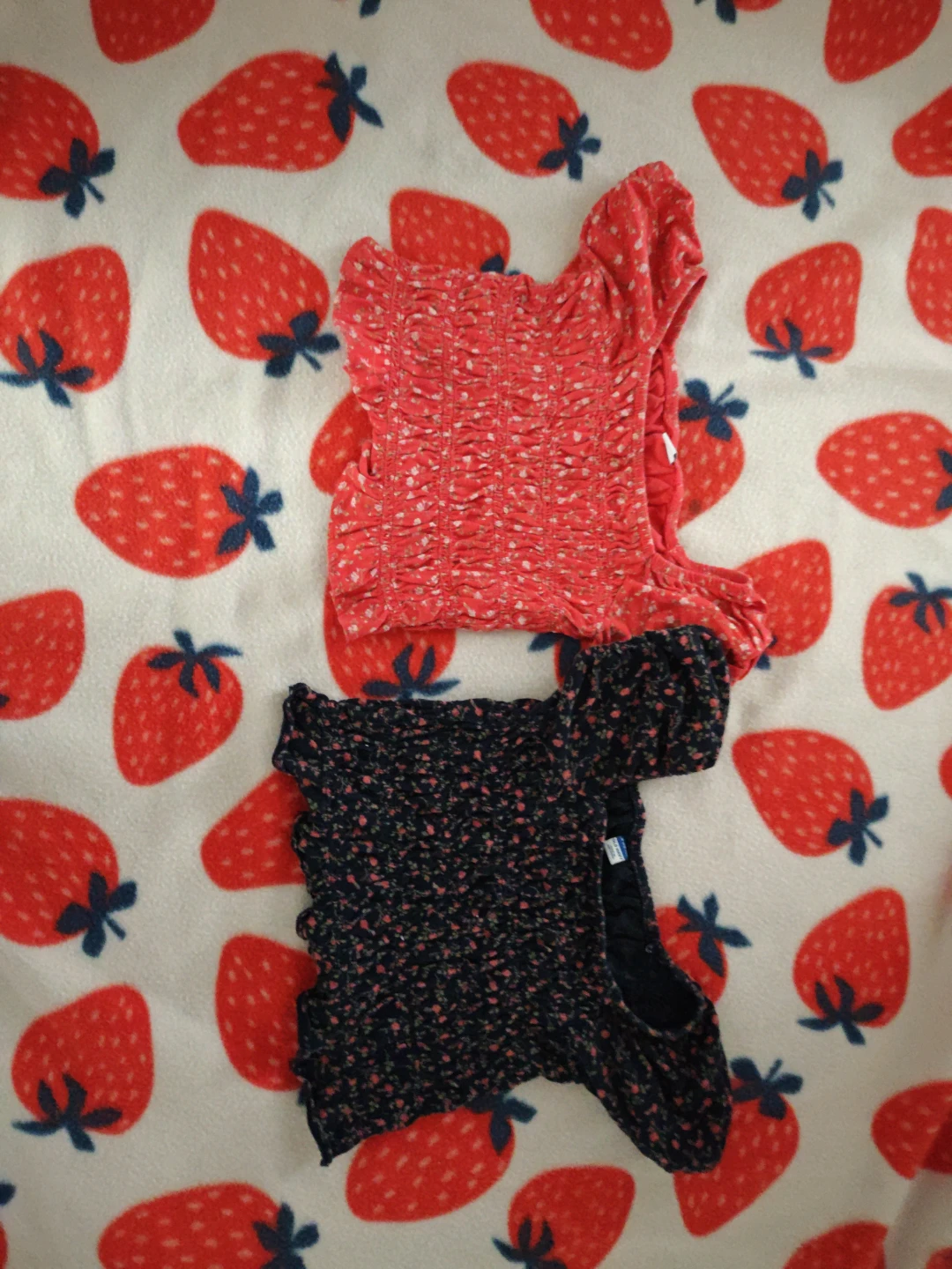 Kids large 10-12 shirts