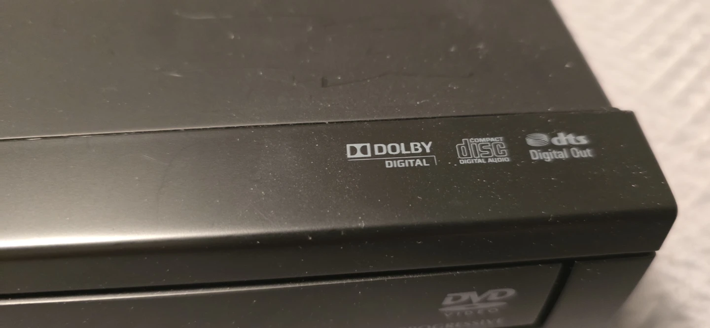 Toshiba SDV398KC2 DVD/VCR Combo Player