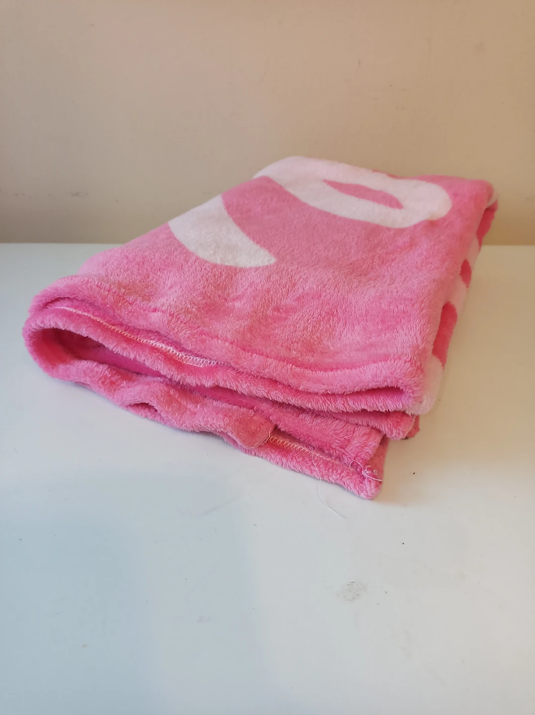 45x48" Barbie Fluffy Bed Throw - photo 2