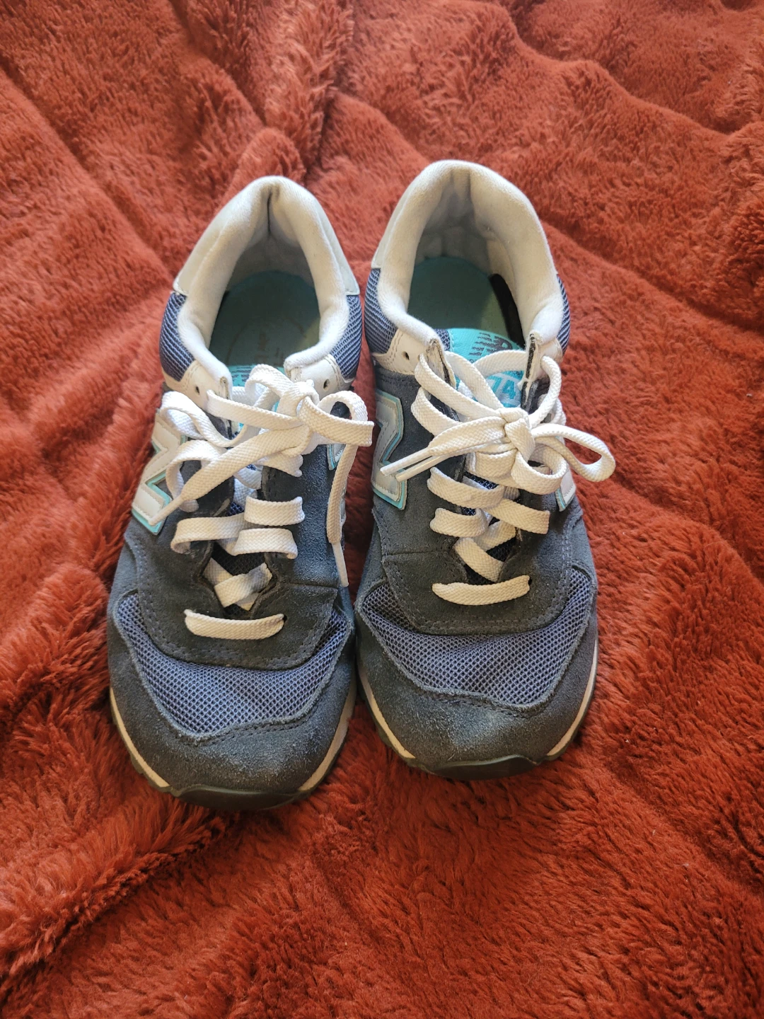 New Balance WL574VIP Women's Running Shoes - Size 6