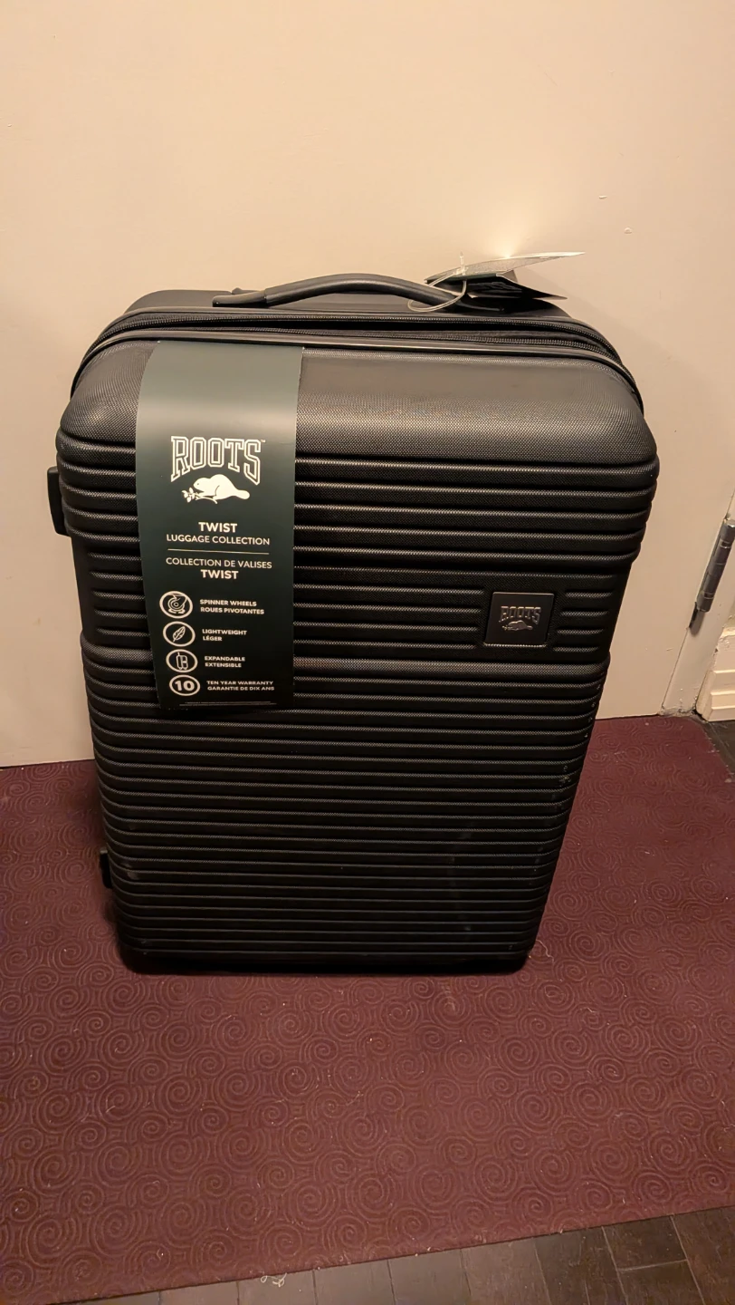 Roots Suitcase MISSING WHEELS