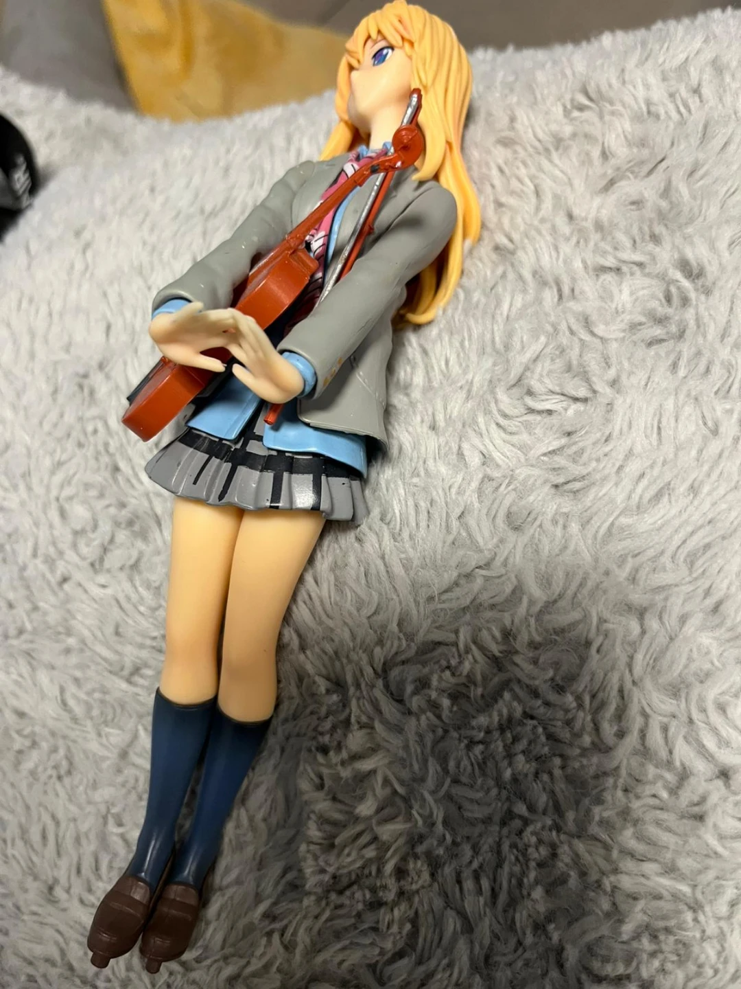 Anime Figure with Violin - photo 2