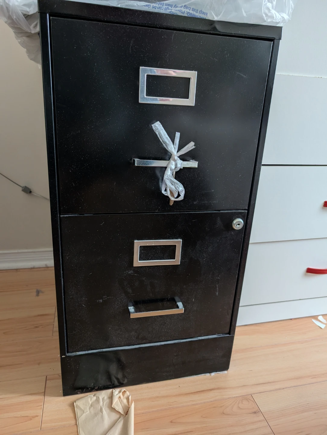 Black 2-Drawer Filing Cabinet with Lock and Keys