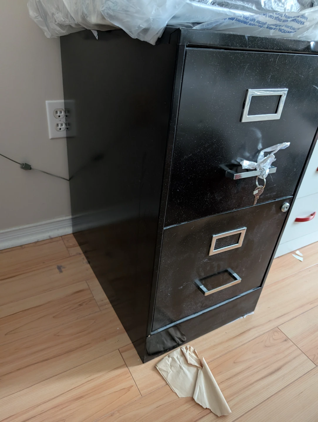 Black 2-Drawer Filing Cabinet with Lock and Keys - photo 4