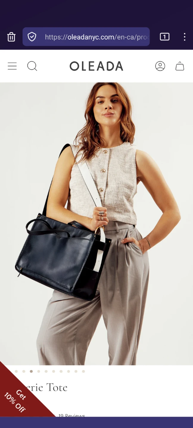 Oleada Reverie Tote in Black with Bag Charm - photo 3