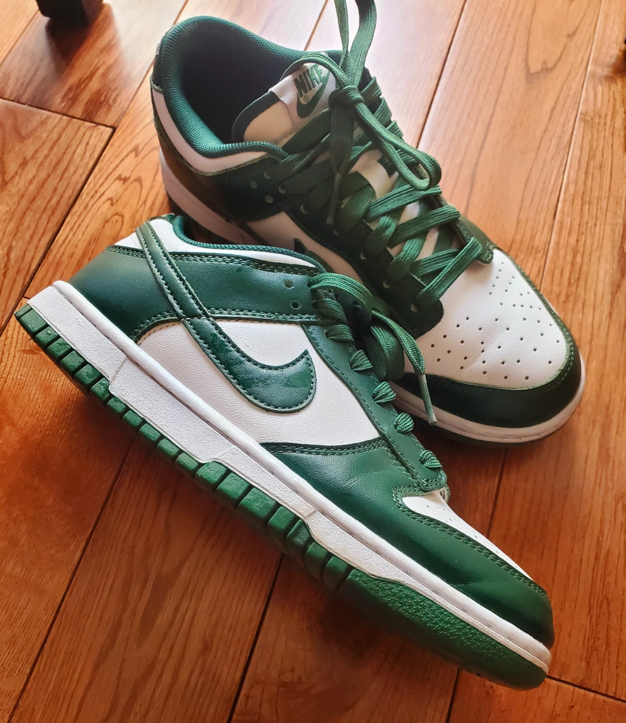 Nike Dunk Low Green White Sneakers
