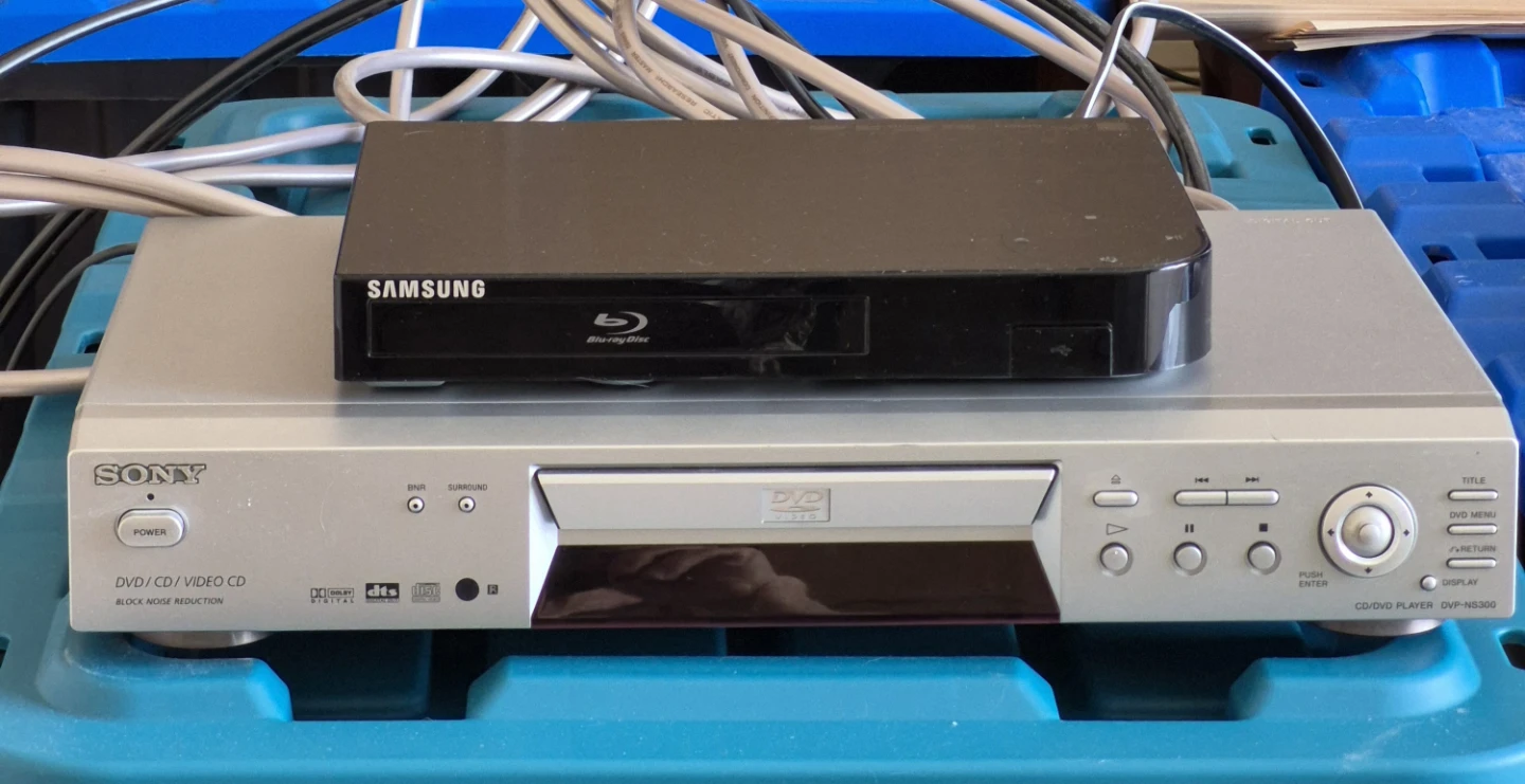 Sony CD/DVD Player DVP-NS300 & Samsung Blu-ray Disc Player
