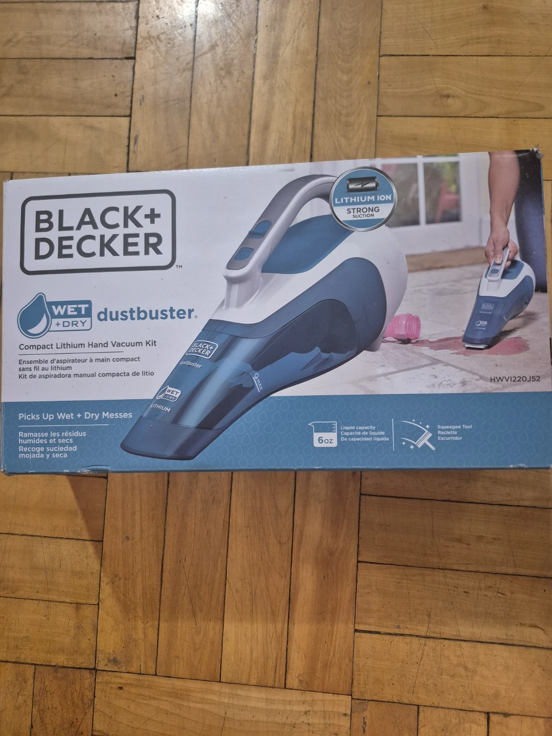 Black+Decker Wet/Dry Dustbuster Compact Lithium Hand Vacuum Kit