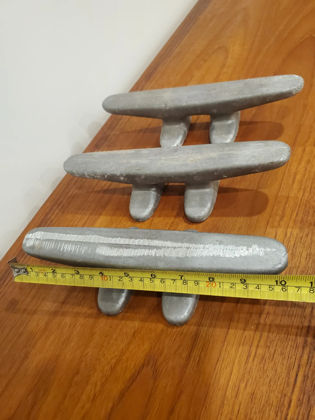 Aluminum 10 inch boat cleats - set of 3 - photo 2