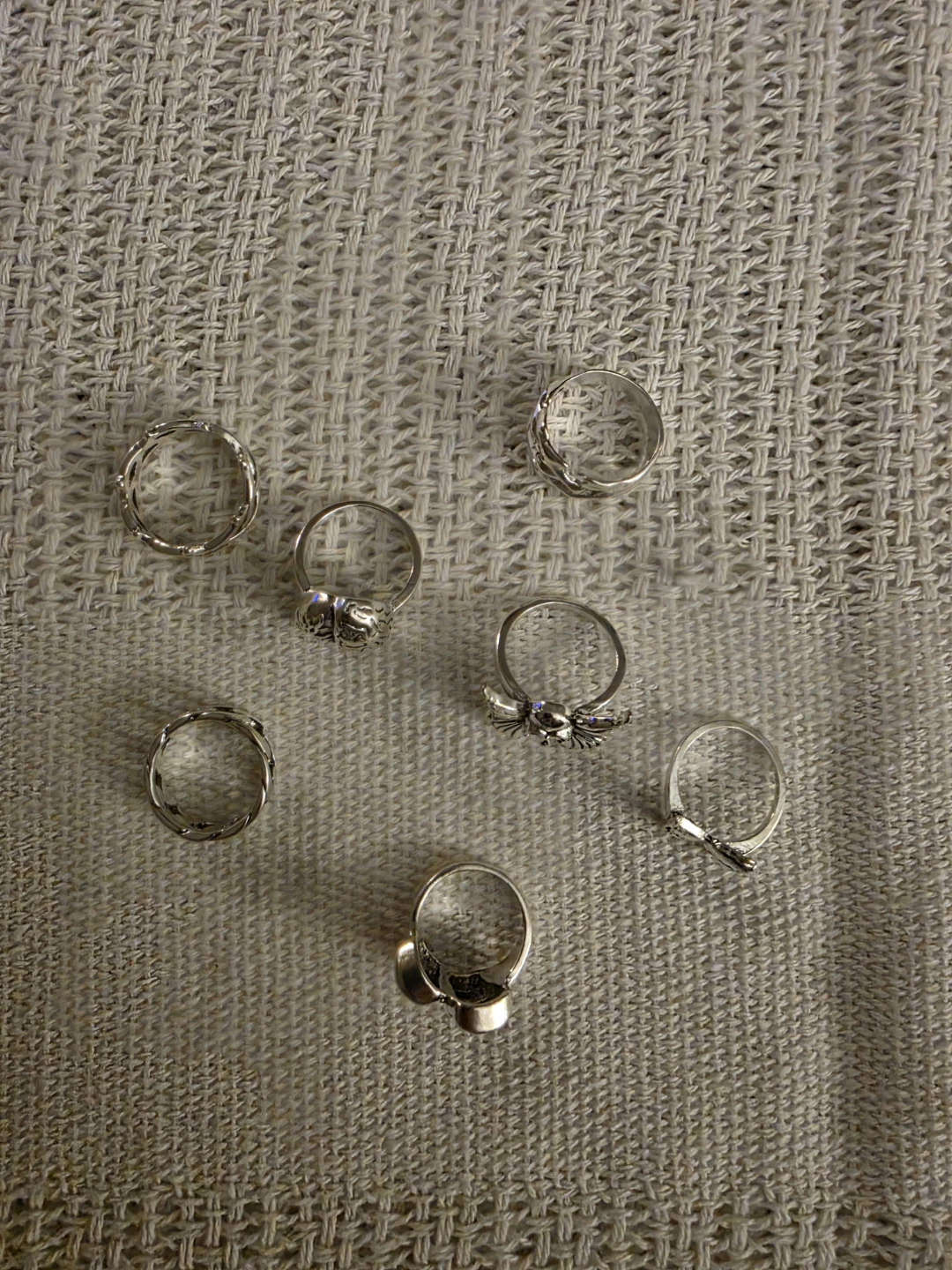 Set of 6 silver-tone rings