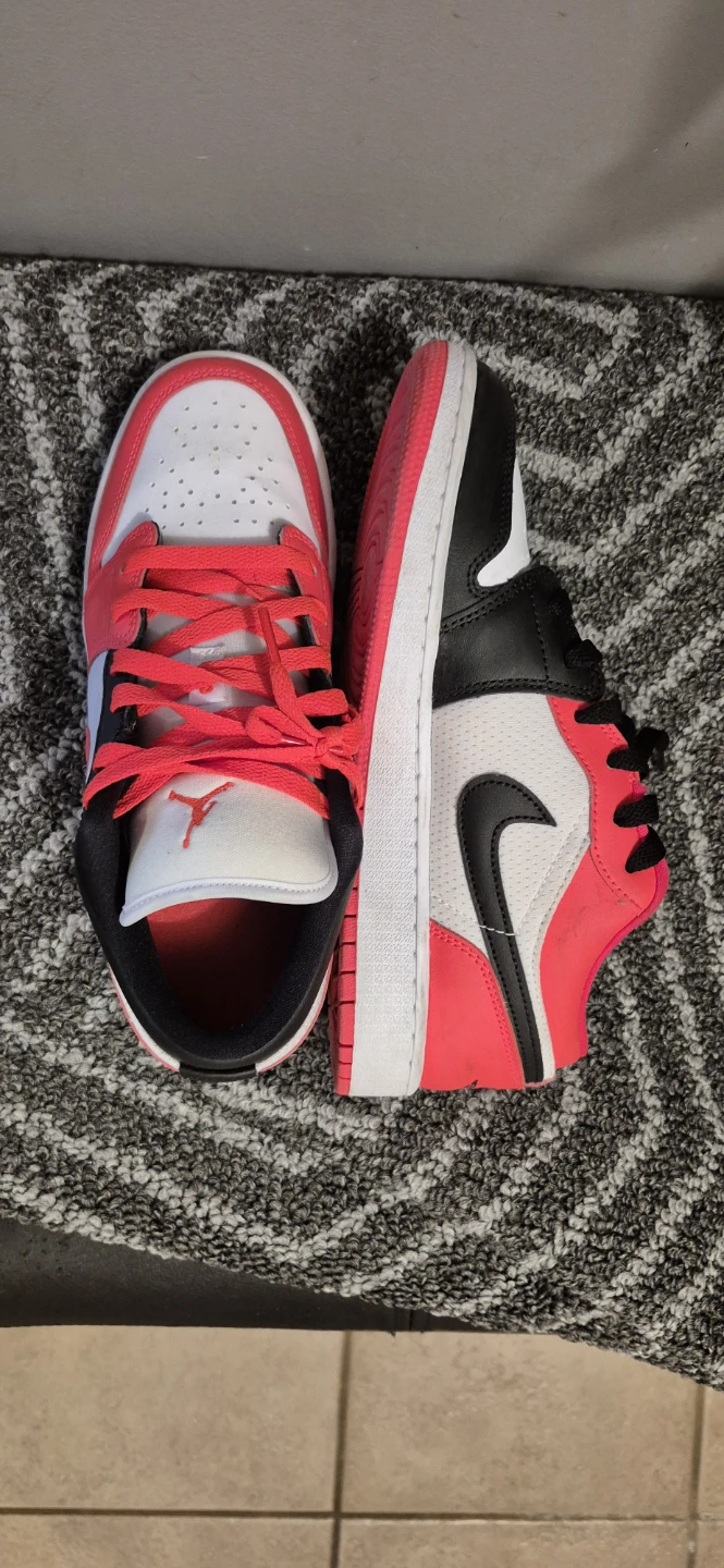 Air Jordan 1 Low SE Shoes - photo 4