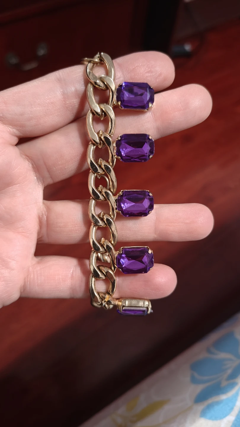 Gold Tone Chain Bracelet with Purple Gems