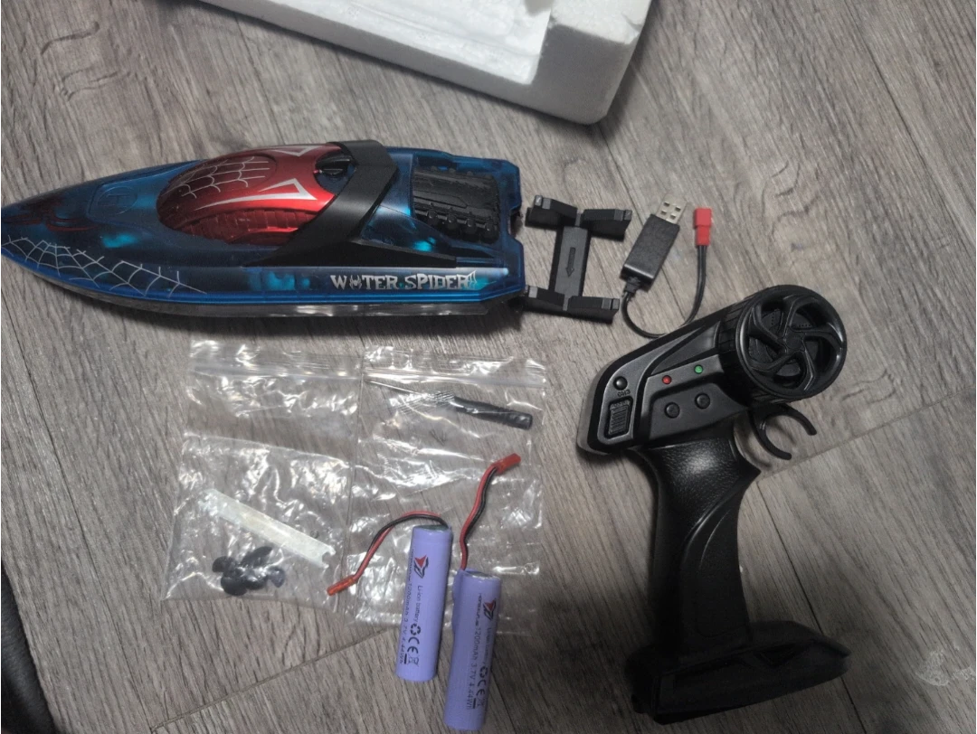 DEERC DE819 Spider RC Remote Control Boat - photo 3