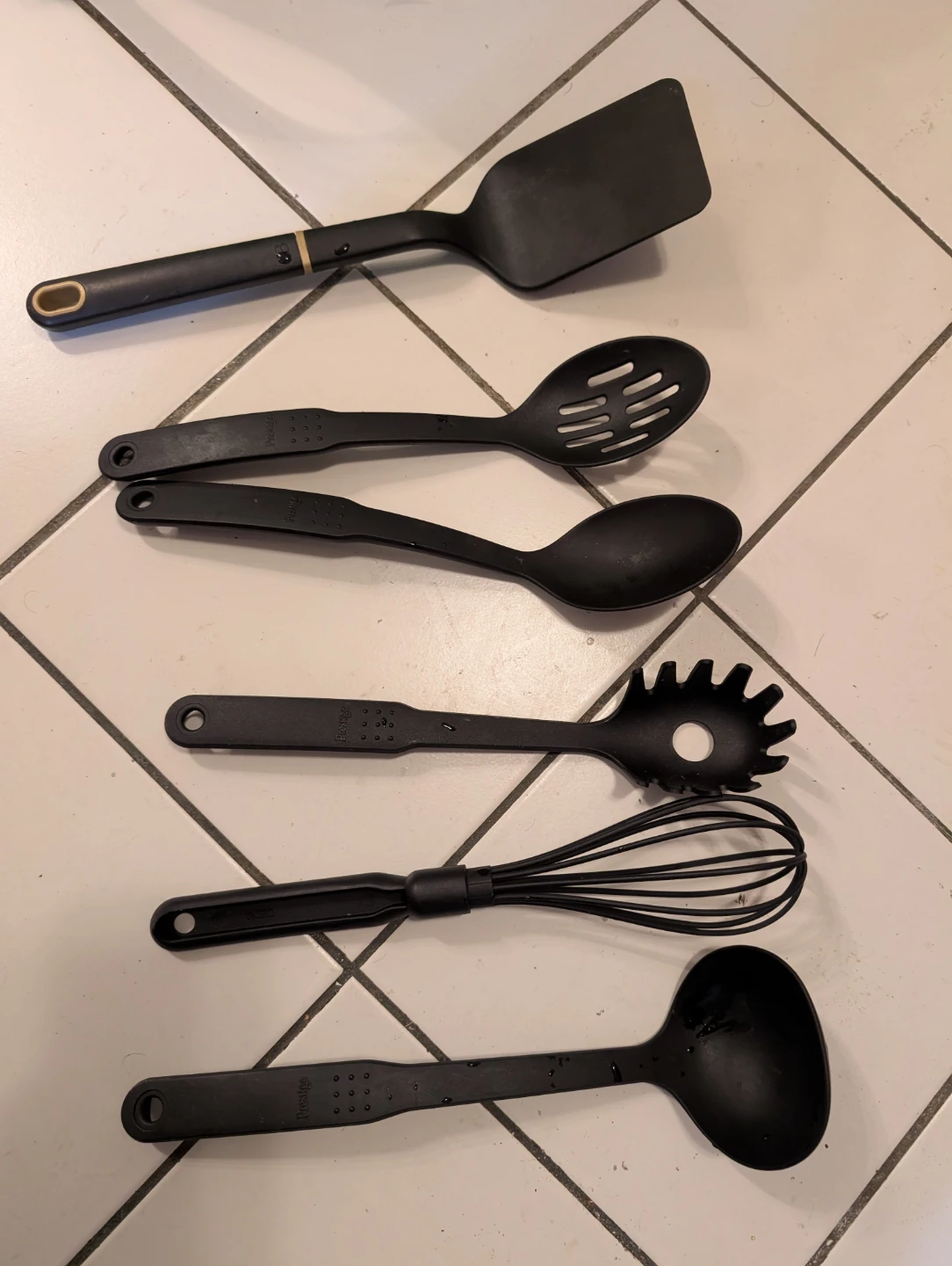 6 Piece Black Kitchen Utensil Set