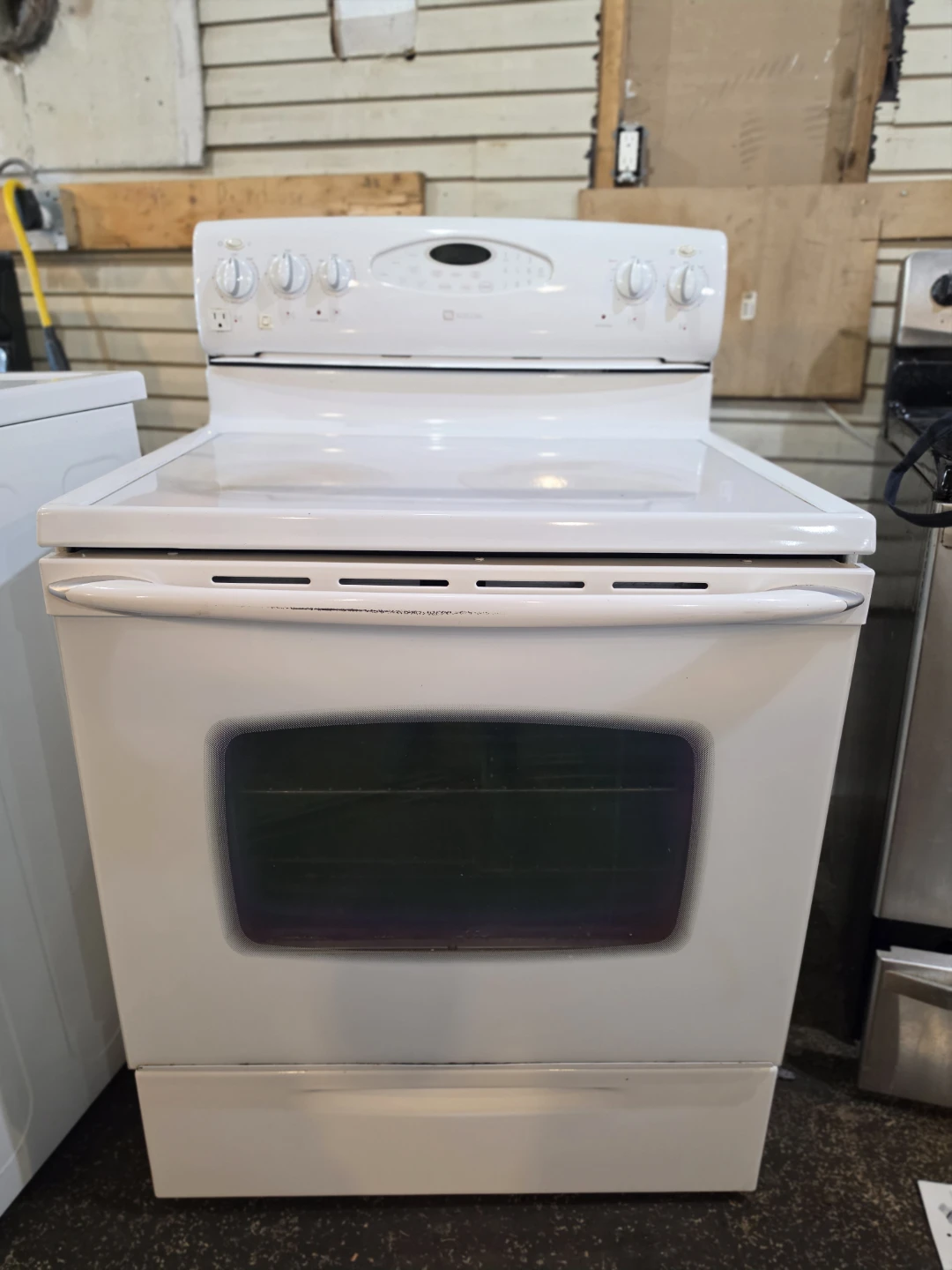 Maytag Electric Smooth-Top Stove – Delivery Available! - photo 2