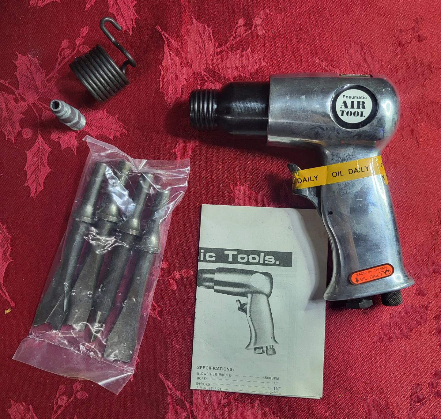 Power Fist 150mm Air Hammer with 4pc Chisels - photo 3