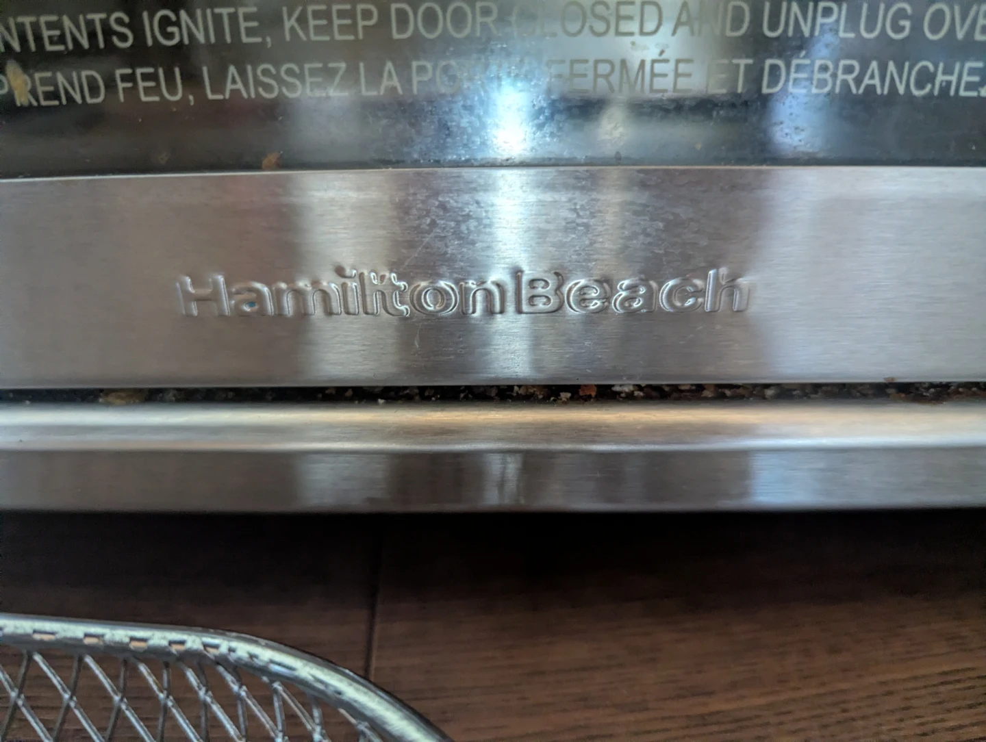 Hamilton Beach Toaster Oven with Air Fryer Basket - photo 3