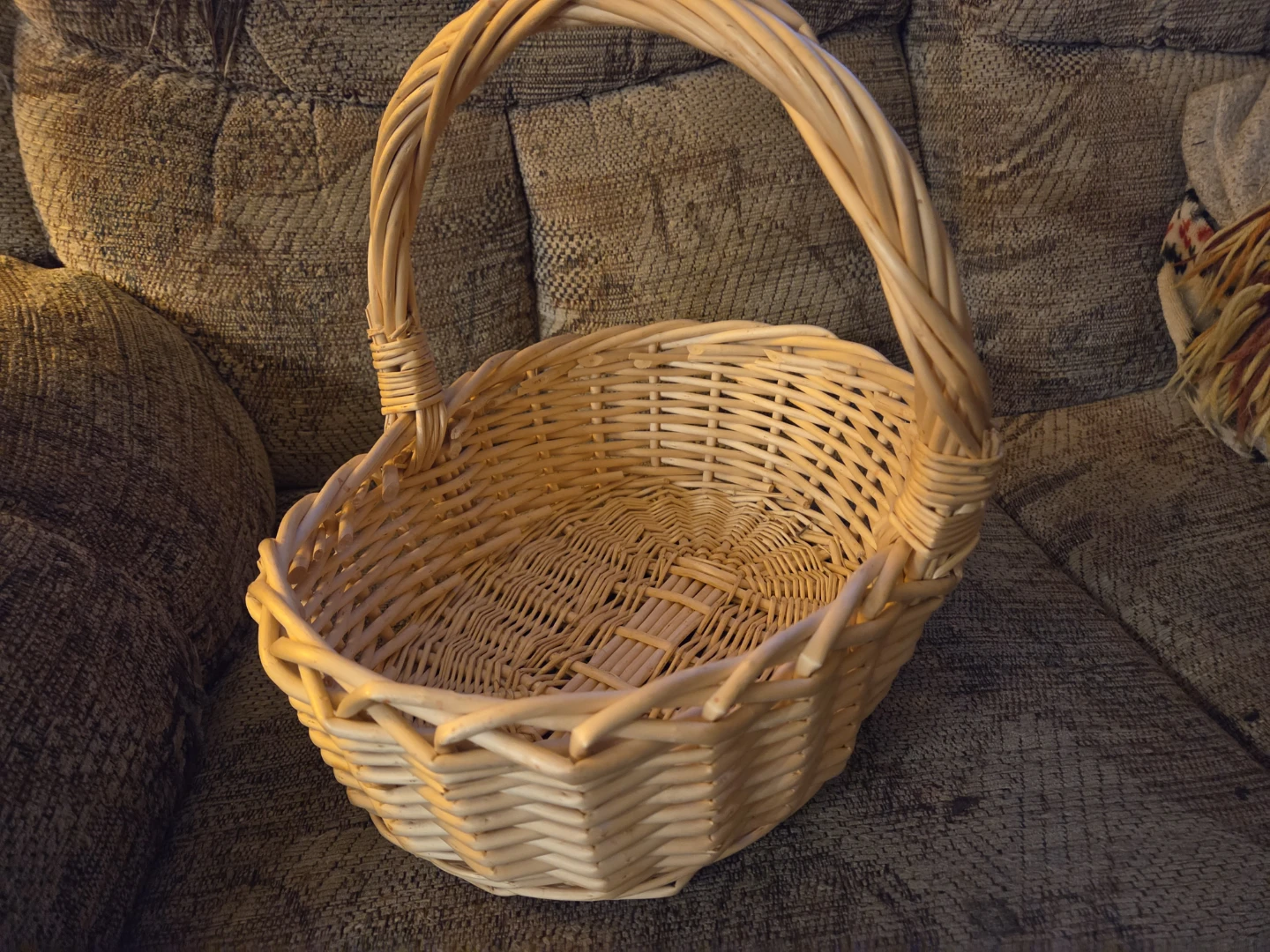 Wicker Basket with Handle - photo 2