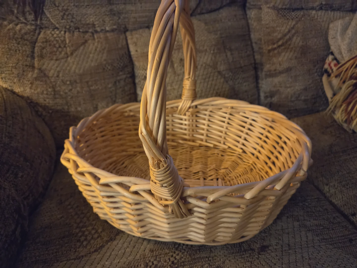 Wicker Basket with Handle - photo 3