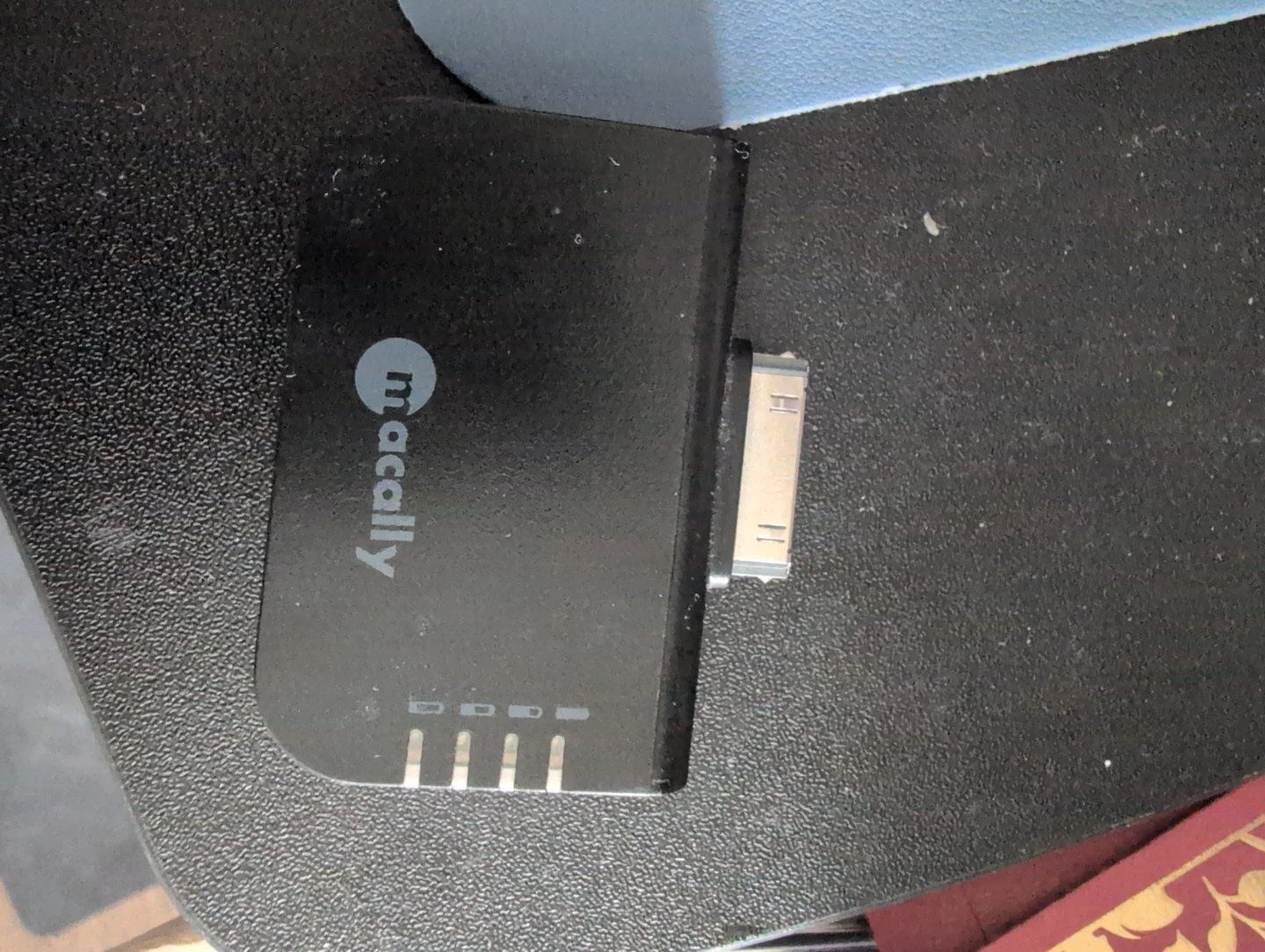 Macally Portable iPhone Charger Dock