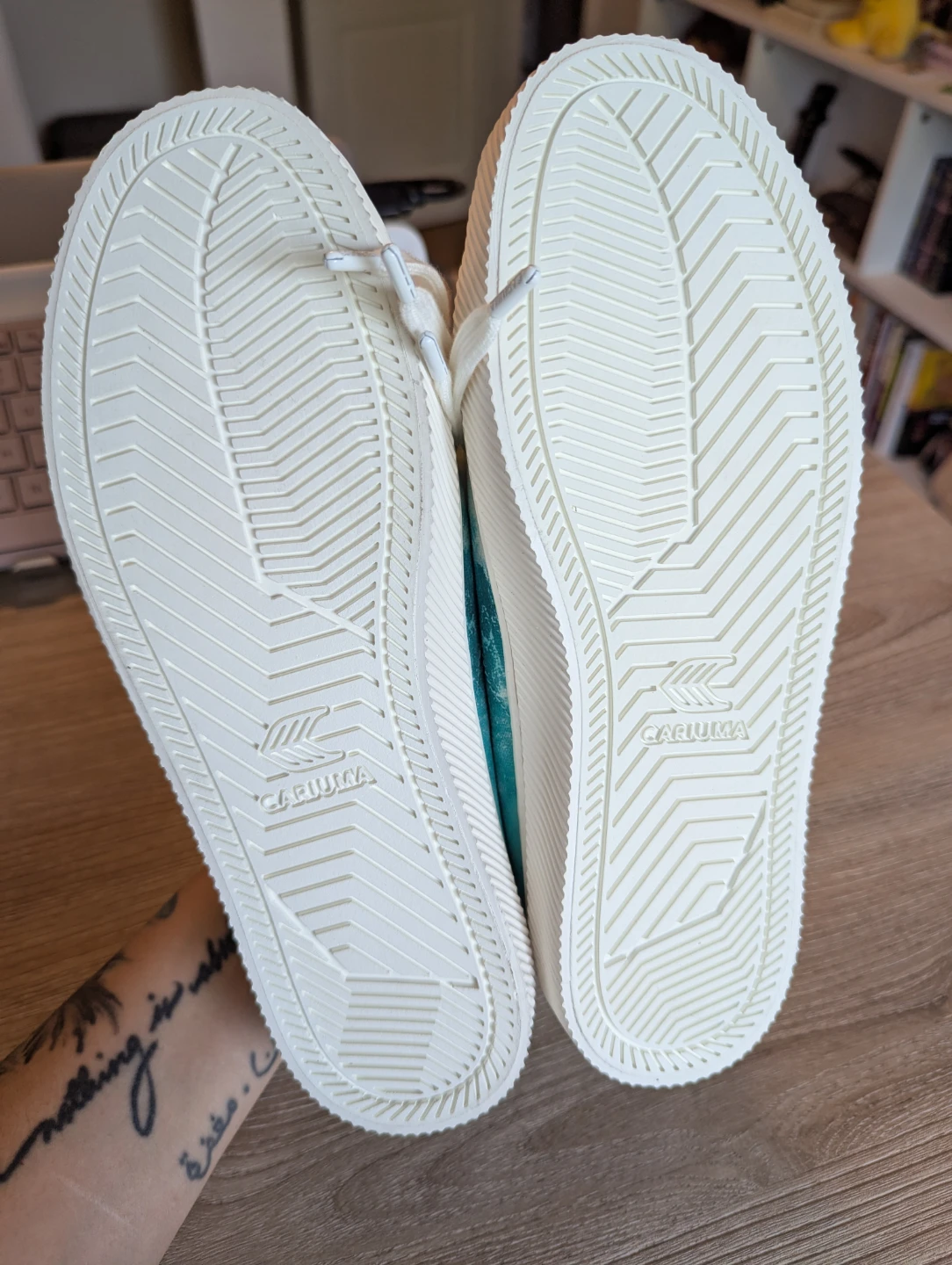 Cariuma "Protect Our Oceans" Canvas Low Top Sneakers - photo 5