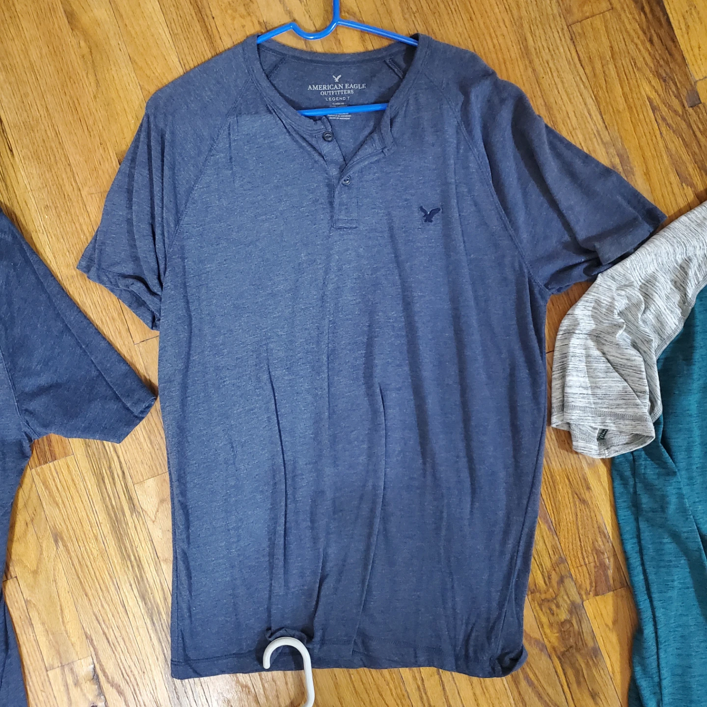 NEW American eagle Shirts in Large for $20 each for all $480 - photo 5